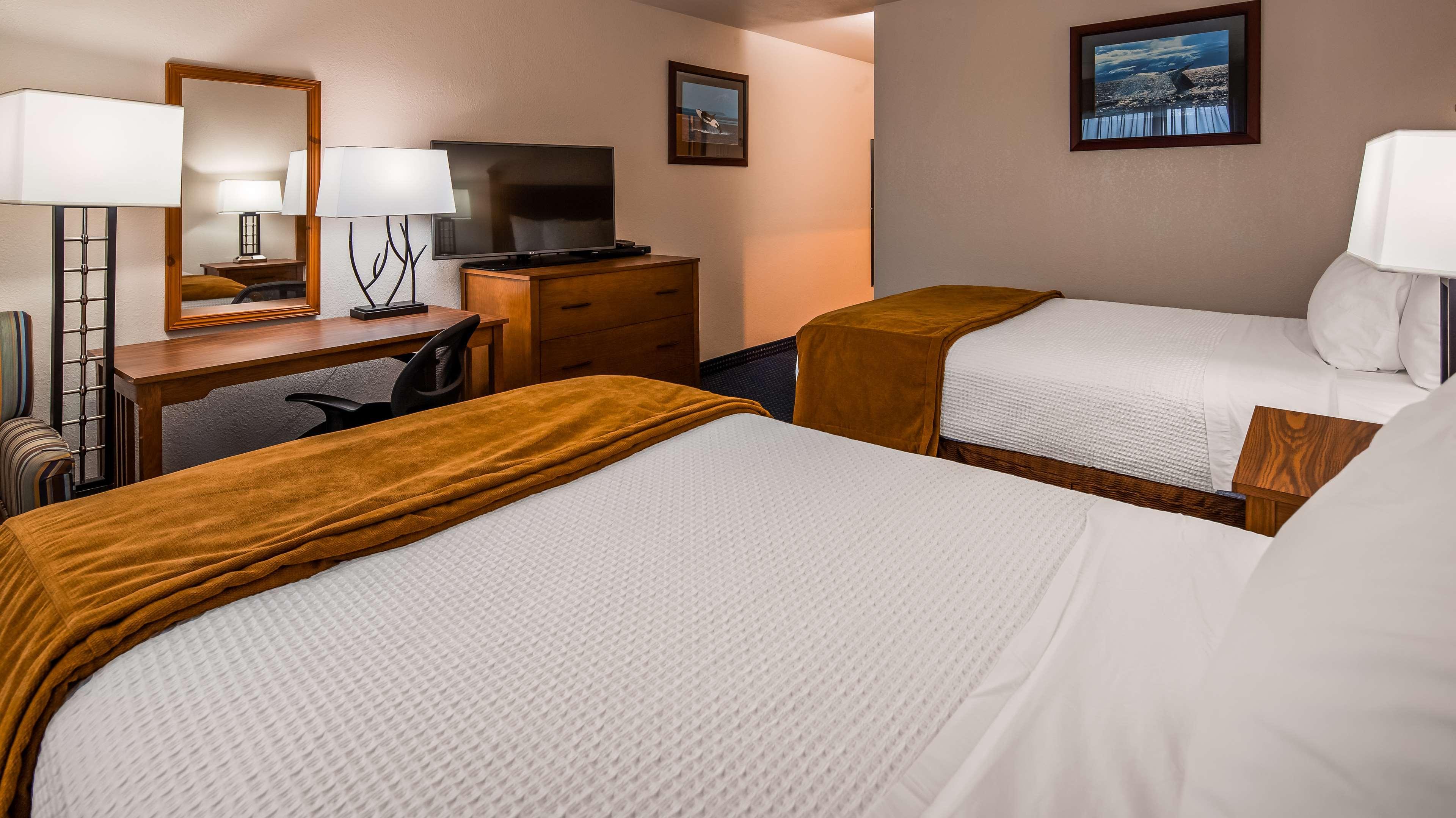 Best Western Valdez Harbor Inn Exterior photo