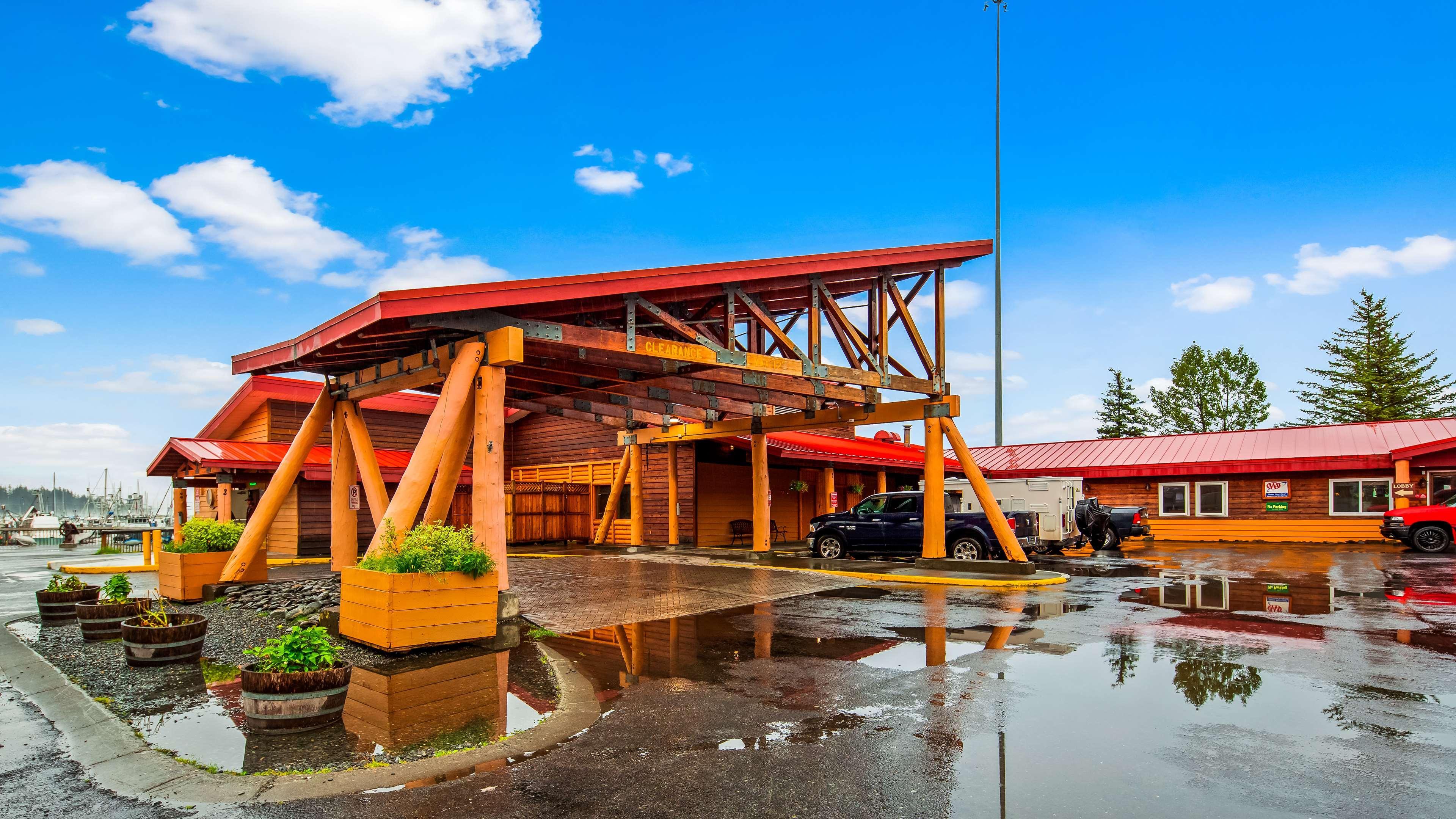 Best Western Valdez Harbor Inn Exterior photo